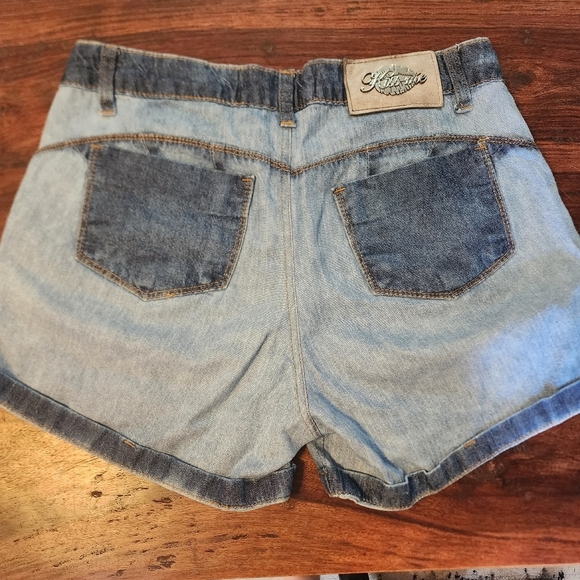 Kiss-me denim shorts. - Picture 2 of 11